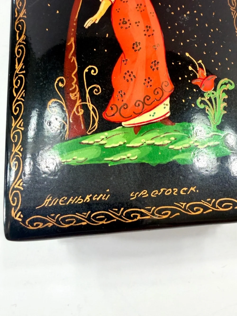 USSR Russian Palekh Lacquer Miniature Box Hand Painted, Fairy Tale Artist Signed